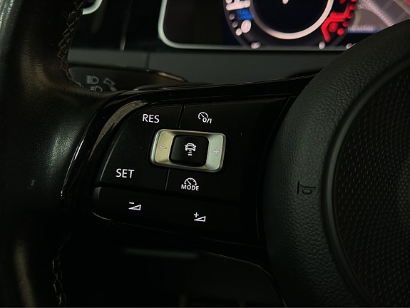 Volkswagen Golf I 18 of 30
