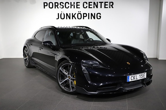 Porsche Taycan 7 of 26