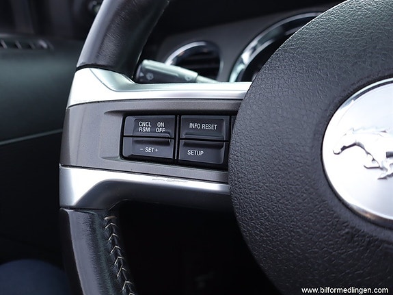 Ford Mustang 11 of 19