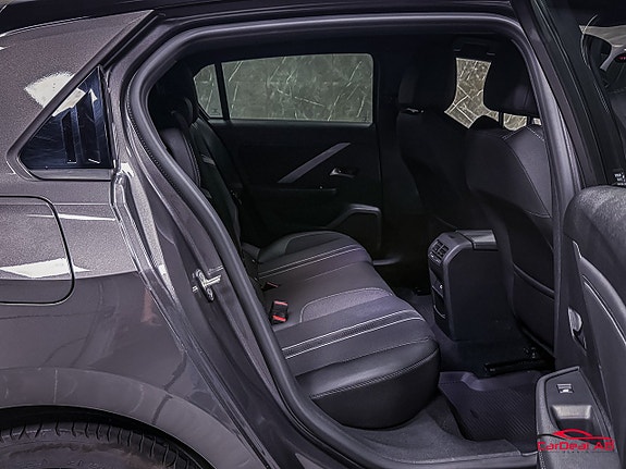 Opel Astra 15 of 25