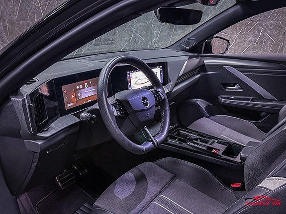Opel Astra 11 of 25