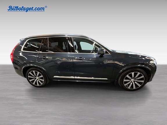 Volvo XC90 5 of 23