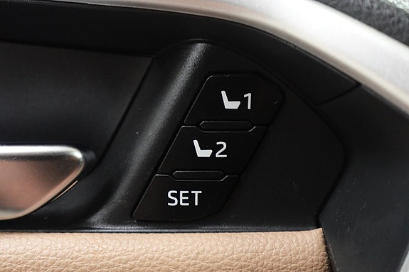 Toyota RAV4 17 of 23