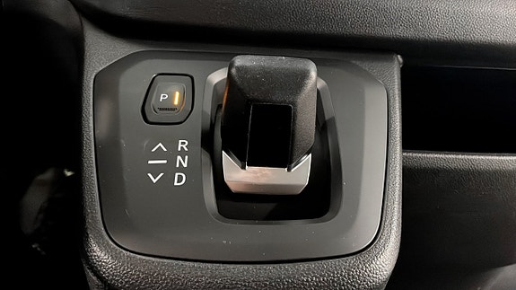 Renault Trafic 7 of 17