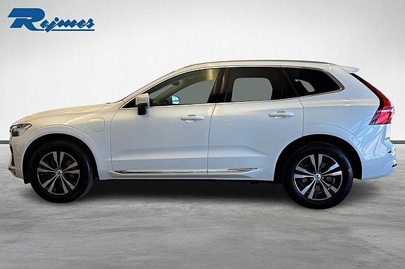Volvo XC60 4 of 5