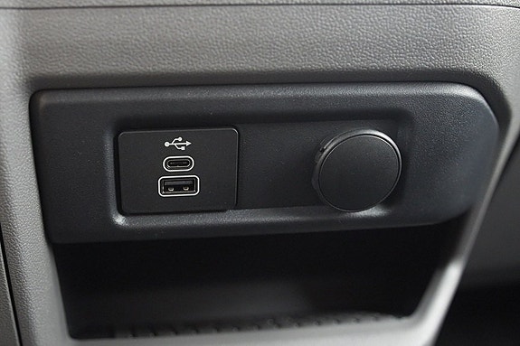 Volkswagen Transporter 10 of 17