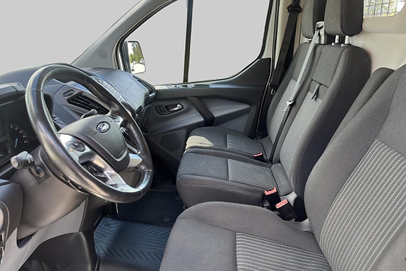 Ford Transit Custom 4 of 5