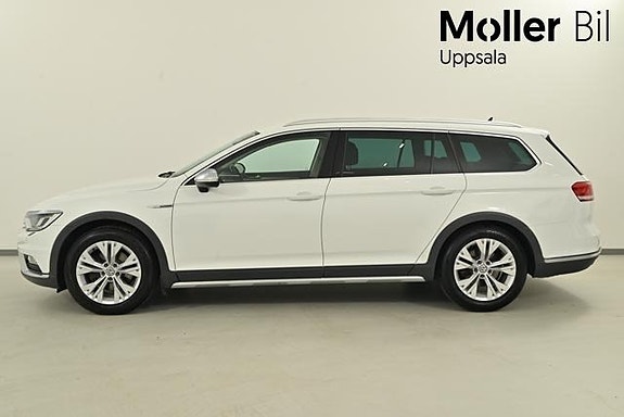 Volkswagen Passat Alltrack 7 of 13