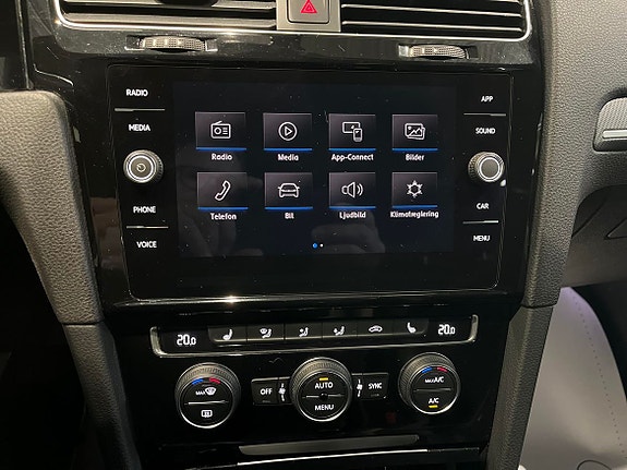 Volkswagen Golf VII 11 of 20