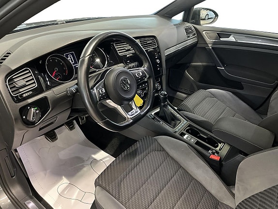 Volkswagen Golf VII 6 of 20