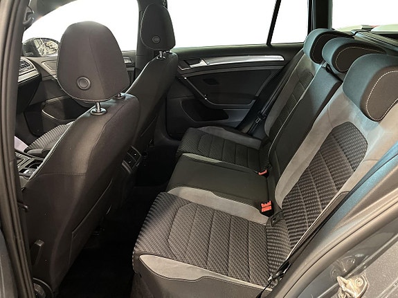 Volkswagen Golf VII 7 of 20