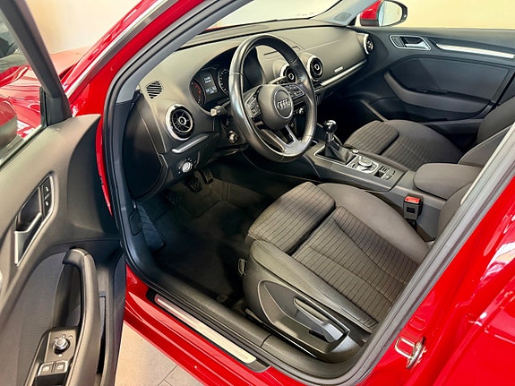 Audi A3 8 of 11