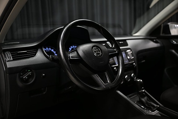 Skoda Octavia 10 of 25