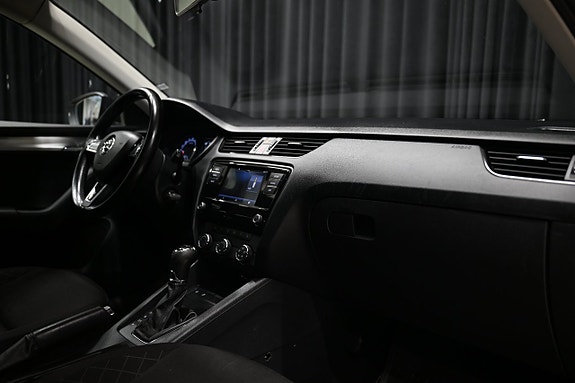 Skoda Octavia 11 of 25
