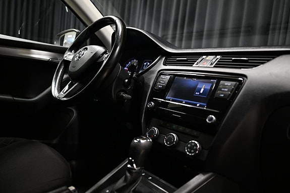 Skoda Octavia 12 of 25