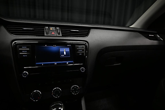 Skoda Octavia 16 of 25
