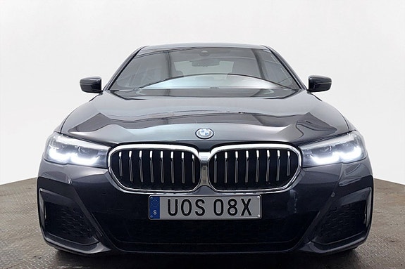 BMW 530e 3 of 30