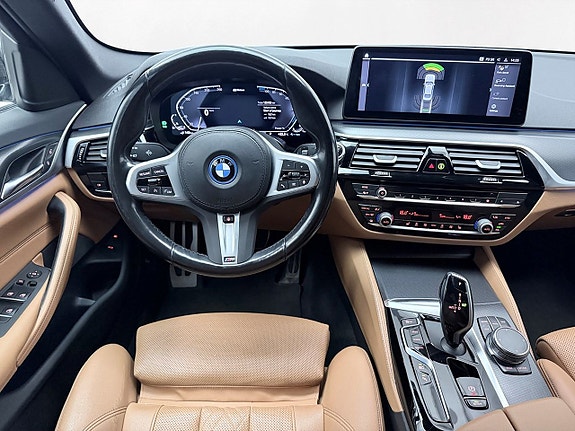 BMW 530e 19 of 30