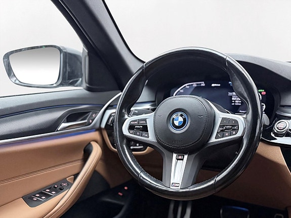 BMW 530e 17 of 30