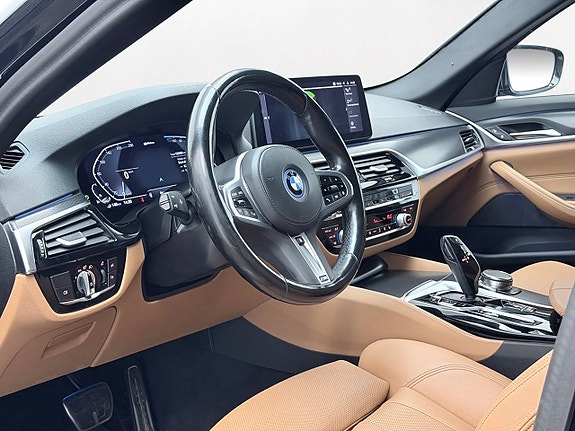 BMW 530e 13 of 30