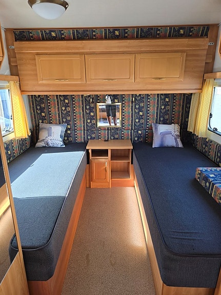 Knaus Royal 2000 TL *Långbäddar *Alde *Förtält *Fullbredd 22 of 24