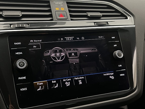 Volkswagen Tiguan 23 of 28