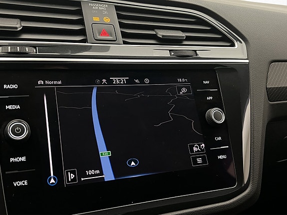 Volkswagen Tiguan 19 of 28