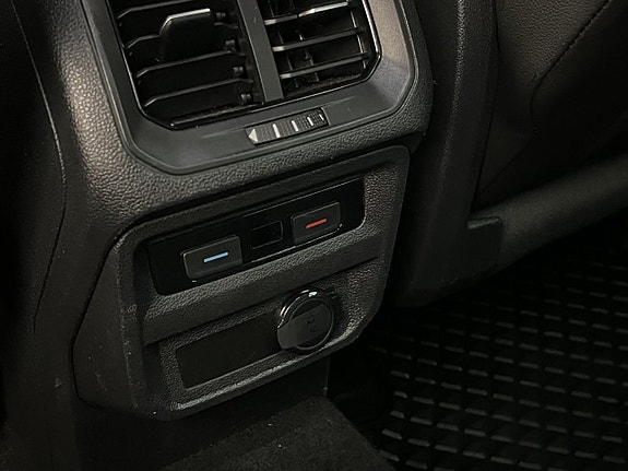 Volkswagen Tiguan 24 of 28