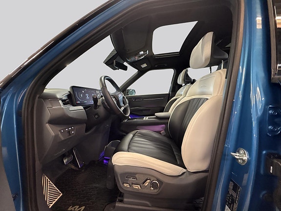 Kia EV9 8 of 22