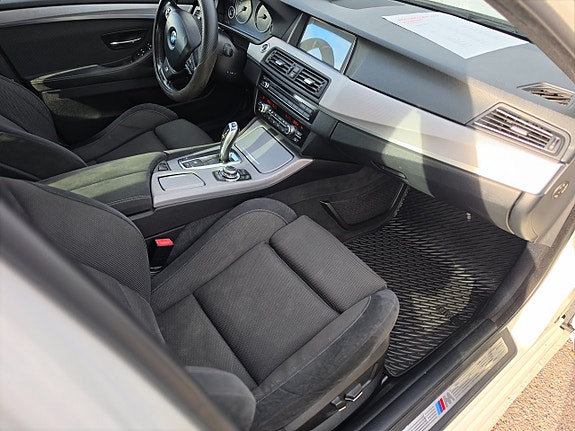 BMW 523i 17 of 20