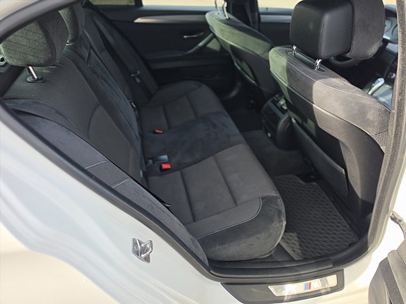 BMW 523i 18 of 20