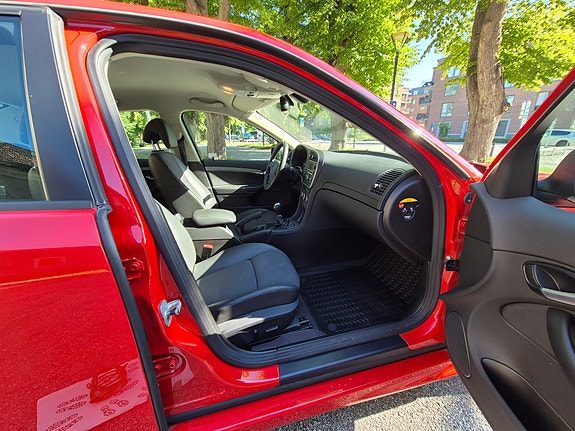 Saab 9-3 8 of 28