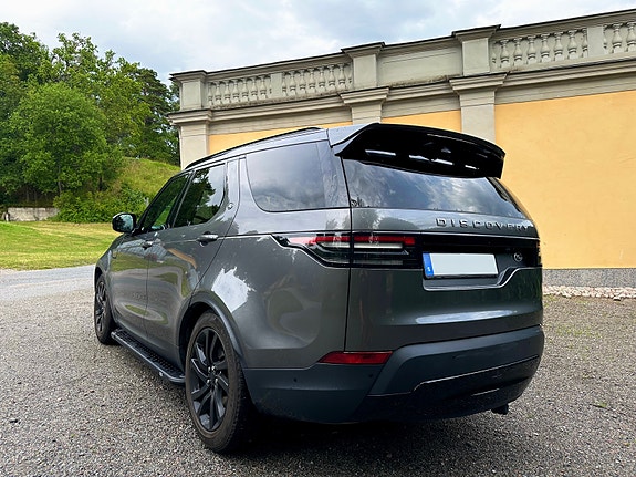 Land Rover Discovery Sport 4 of 5