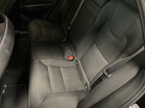 Volvo XC60 5 of 5