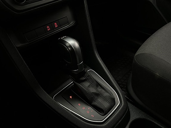 Volkswagen Caddy 23 of 29