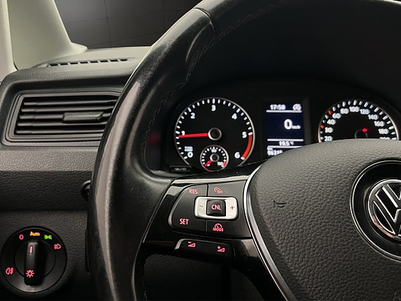 Volkswagen Caddy 17 of 29