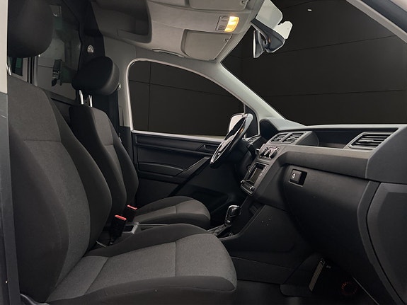 Volkswagen Caddy 24 of 29
