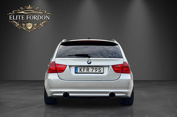 BMW 335i 9 of 28