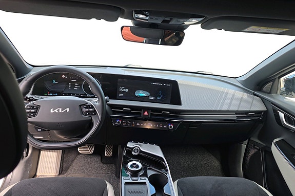 Kia EV6 5 of 5
