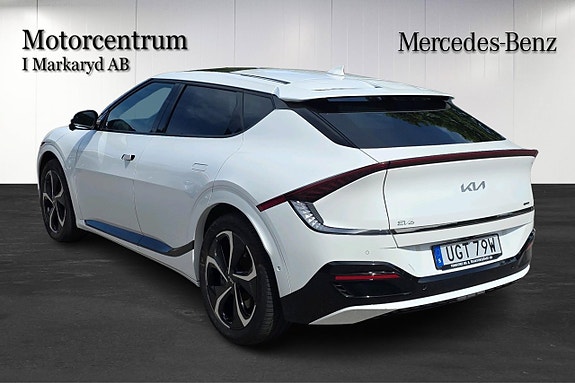 Kia EV6 3 of 5