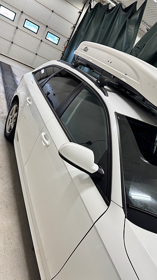 Audi A4 6 of 17