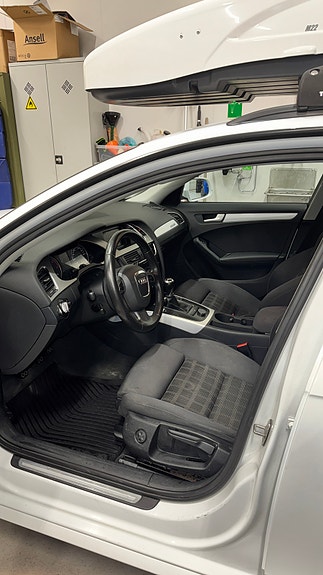 Audi A4 15 of 17