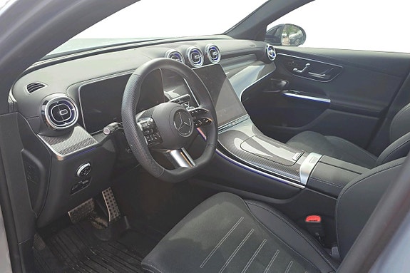 Mercedes-Benz GLC300 de 6 of 9