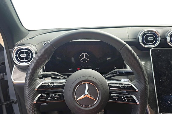 Mercedes-Benz GLC300 de 7 of 9