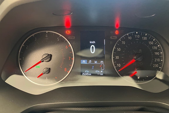 Renault Captur 16 of 21