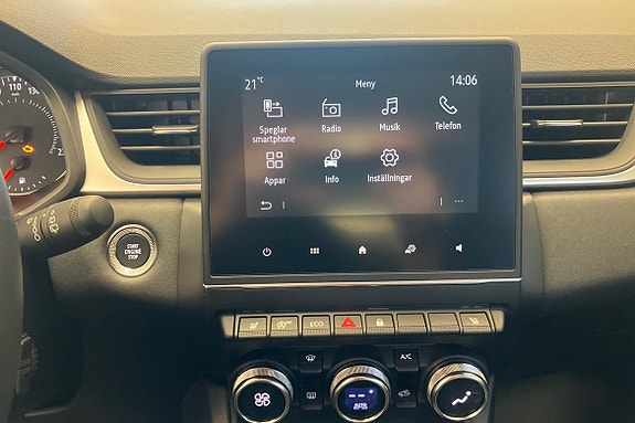 Renault Captur 15 of 21