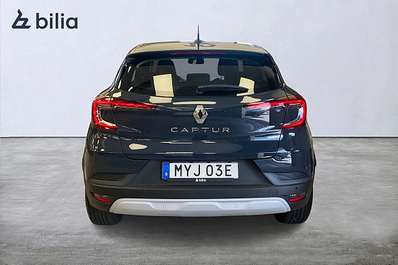 Renault Captur 5 of 5