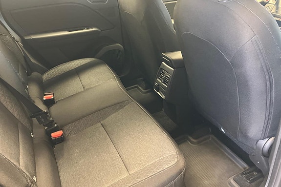 Renault Captur 9 of 21
