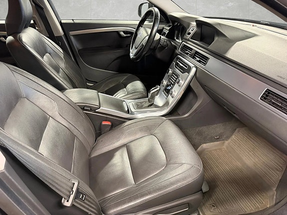 Volvo V70 14 of 15