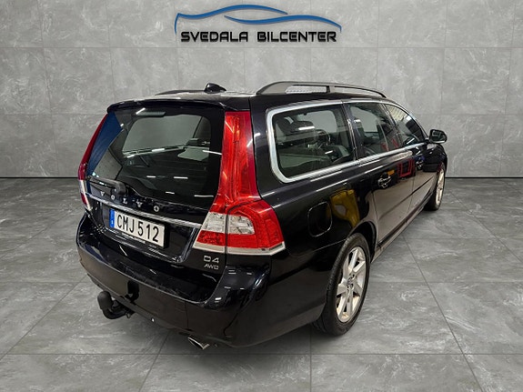 Volvo V70 6 of 15